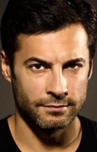 Фотография актёра Барыш Кылыч (Baris Kilic)