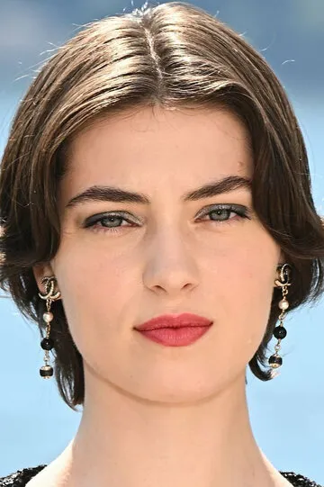 Фотография актёра Анамария Вартоломеи (Anamaria Vartolomei)