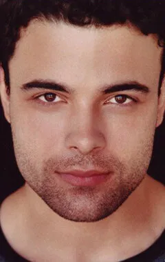 Фотография актёра Джеймс Мартинес (James Martinez)