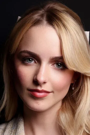 Фотография актёра Маккенна Грейс (Mckenna Grace)