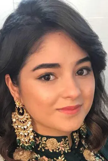 Фотография актёра Зайра Васим (Zaira Wasim)