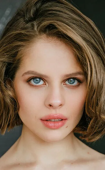 Фотография актёра Ангелина Пахомова