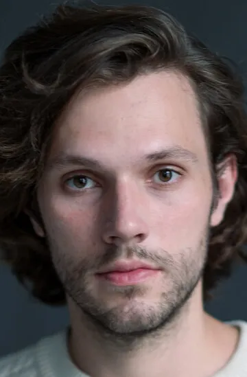 Фотография актёра Денис Степанов