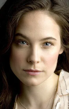 Фотография актёра Кэролайн Деверне (Caroline Dhavernas)