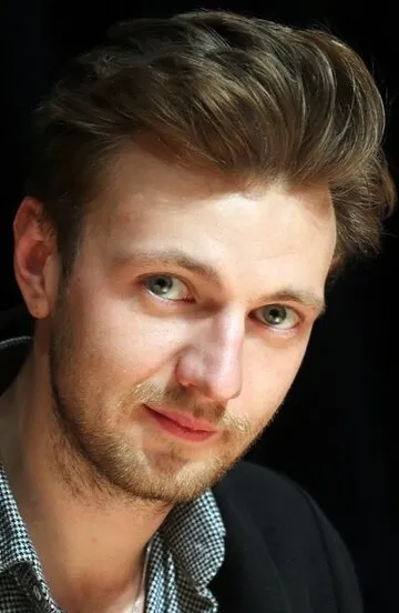 Фотография актёра Максим Керин