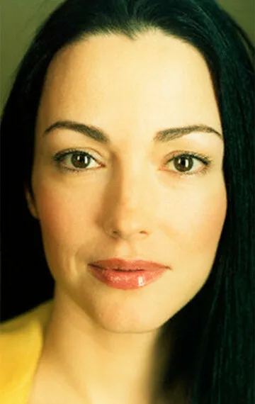 Фотография актёра Джули Дрейфус (Julie Dreyfus)